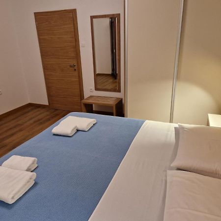 Apartments Cerovic Malinska Ngoại thất bức ảnh